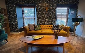 Lower Flat, Nicolson House.